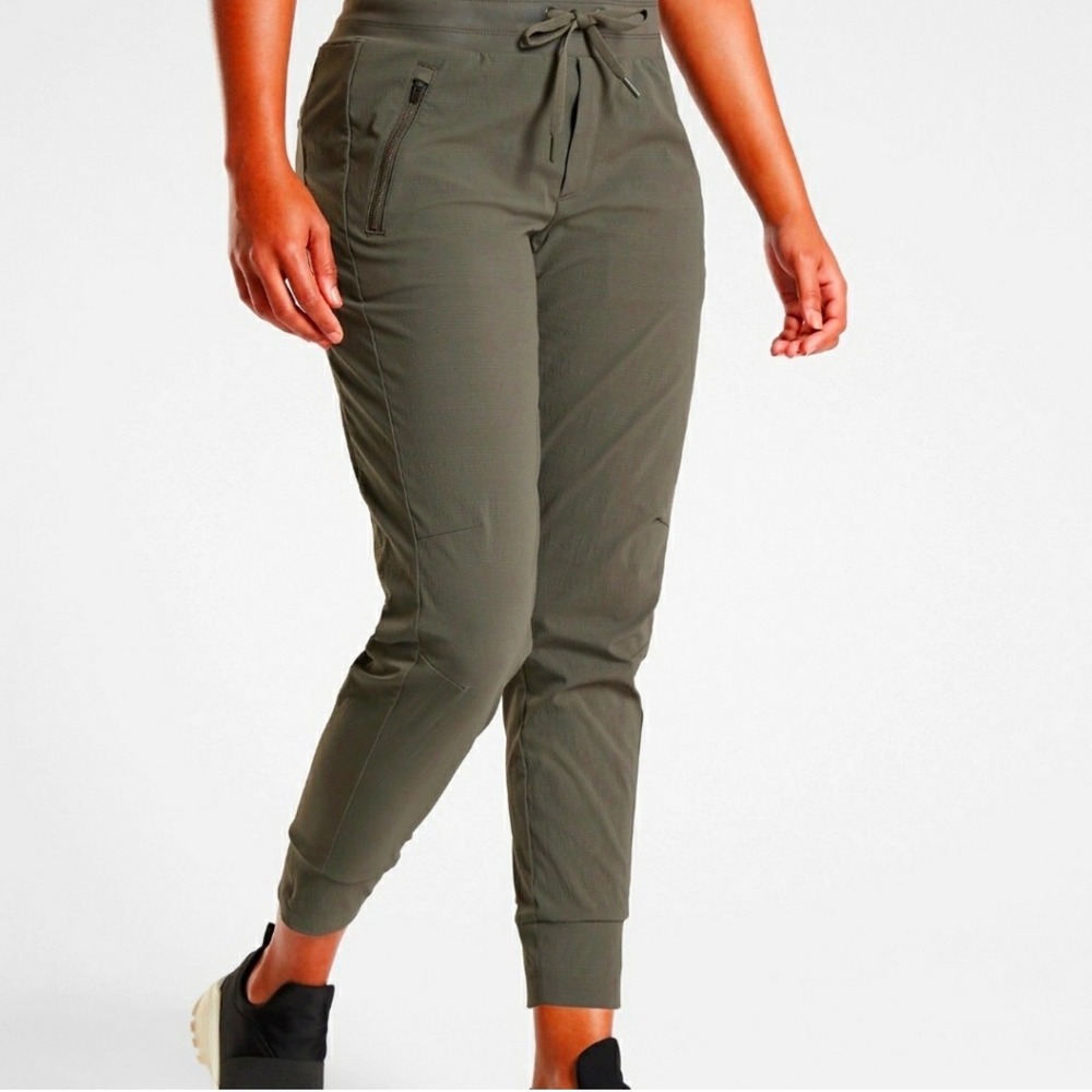 Athleta Trekkie North Jogger Women XL Tall Green NEW Hiking Travel Pants 597500